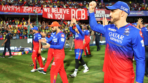 MS Dhoni's Impressive Records Against RCB: A Glimpse Ahead of the IPL 2024 Virtual Knockout MS Dhoni's Impressive Records Against RCB: A Glimpse Ahead of the IPL 2024 Virtual Knockout